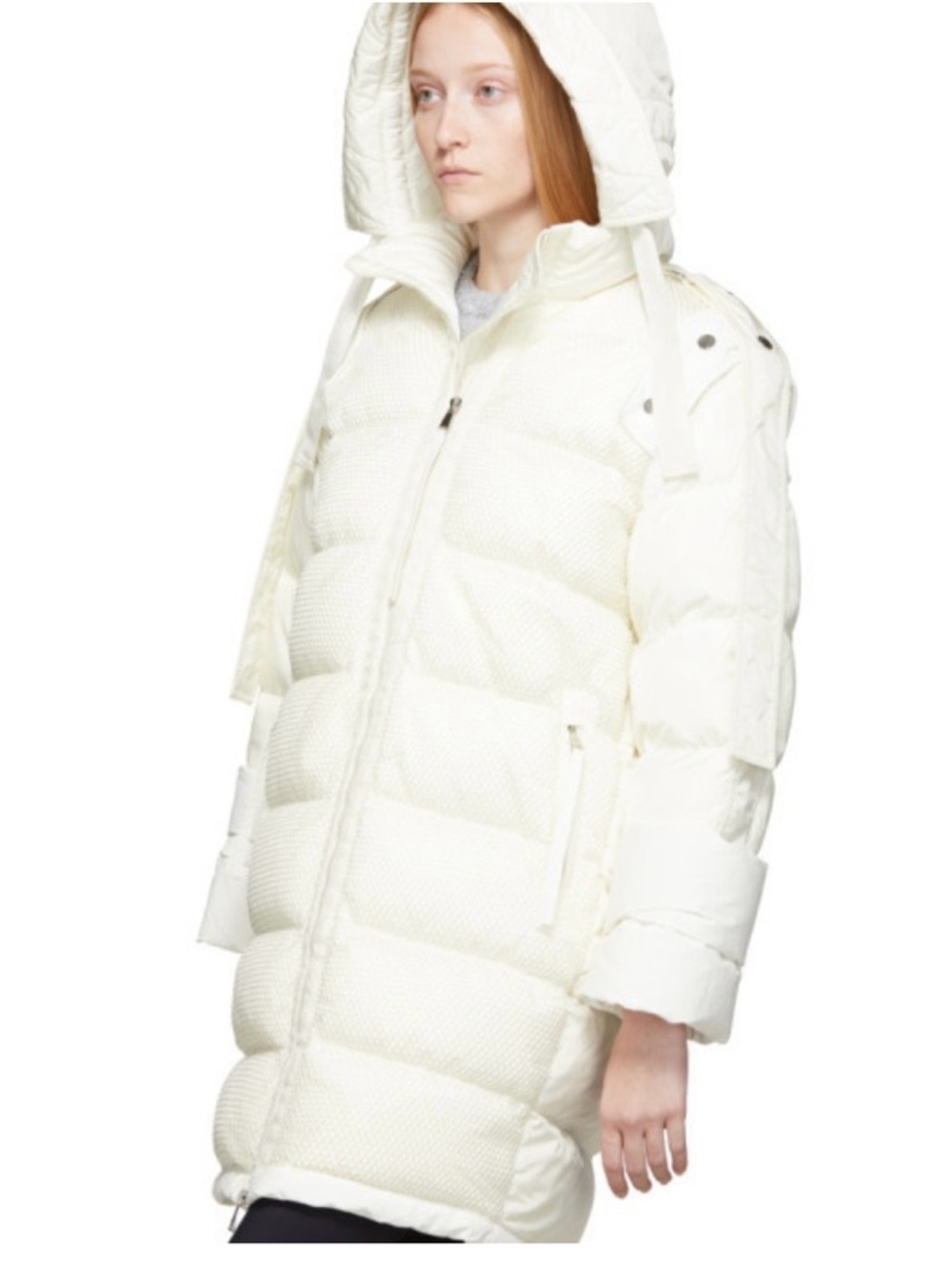 MONCLER GENIUS
2 Moncler 1952 Narvalong
Down Coat In White